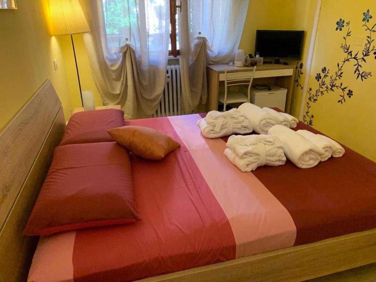 La Casa Di Arturo Hotell Verona Exteriör bild