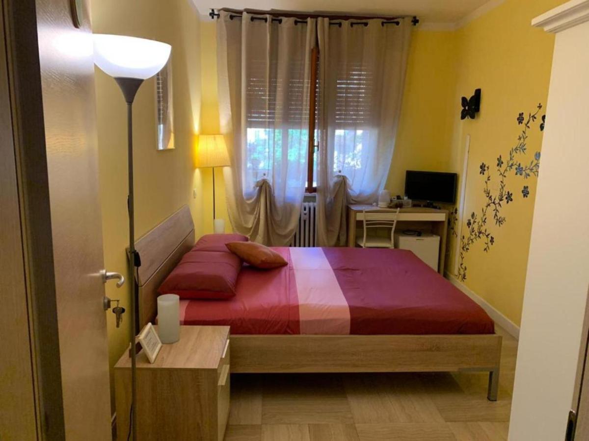 La Casa Di Arturo Hotell Verona Exteriör bild