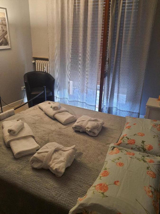 La Casa Di Arturo Hotell Verona Exteriör bild