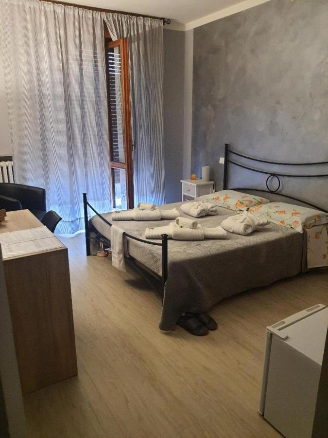 La Casa Di Arturo Hotell Verona Exteriör bild